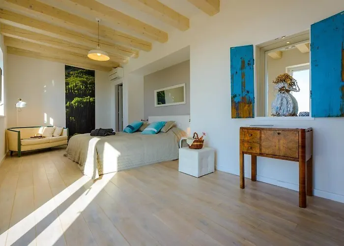 Family And Friends Villa *