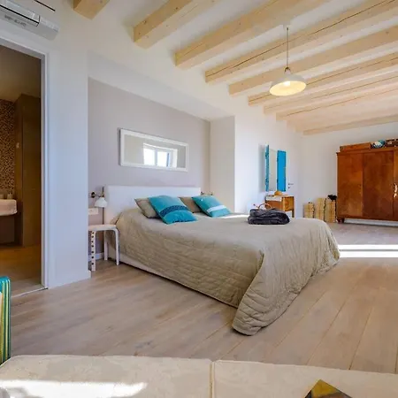 Family And Friends Villa