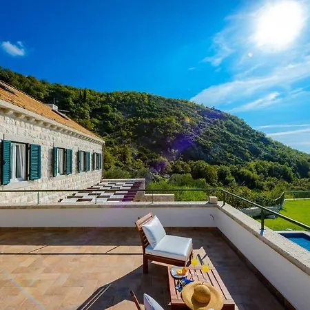 Family And Friends * Dubravka