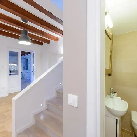 Villa Family And Friends